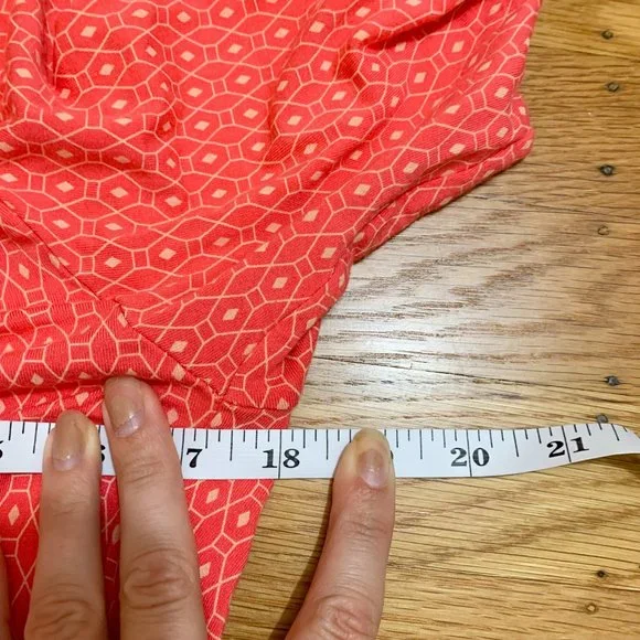 Seraphine Maternity Nursing Knit Wrap Tie Dress Geometric Coral Print, Size 8 - Picture 8 of 9